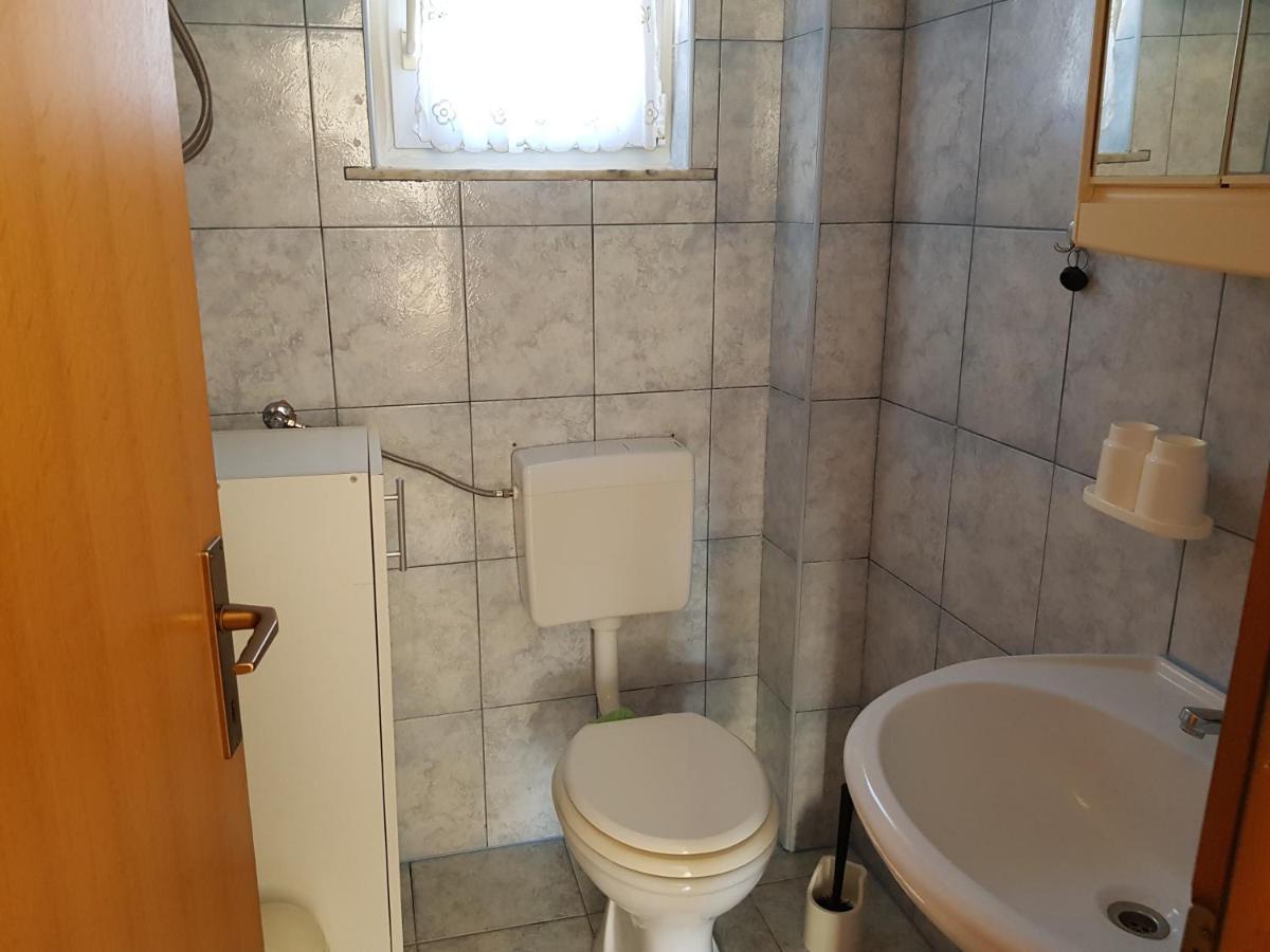 Ferienwohnung Astra Vir Exterior foto